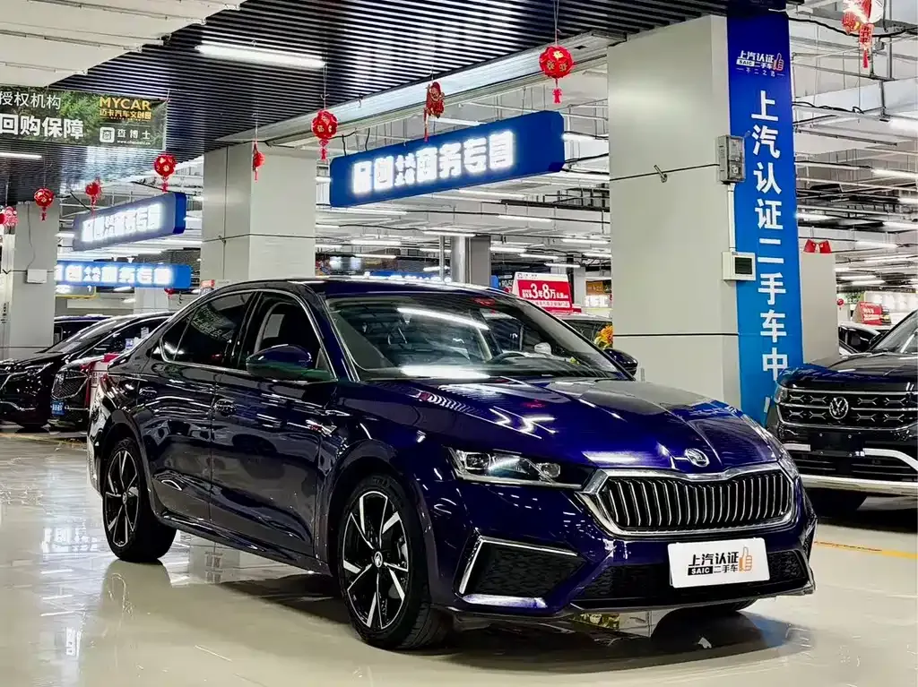 Skoda Octavia — фото 7