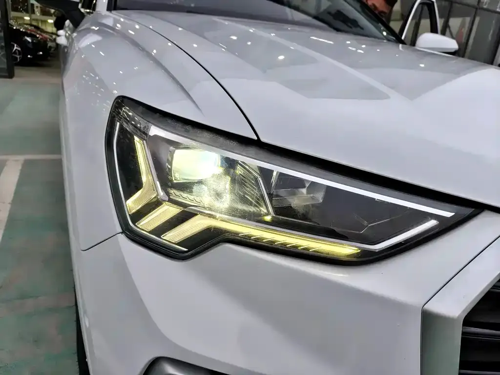 Audi Q3 2021 из CN, фото 5