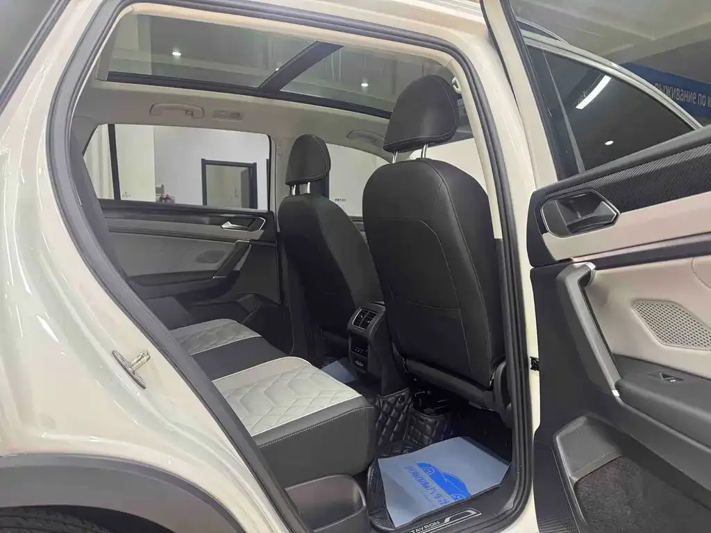 Volkswagen Tayron 2022 из CN, фото 5