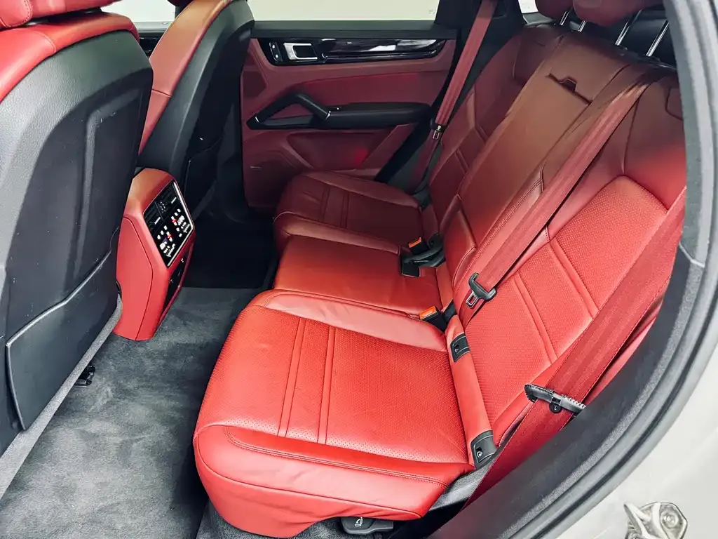 Porsche Cayenne 2022 из CN, фото 3