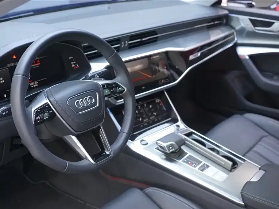 Audi A6L — фото 4