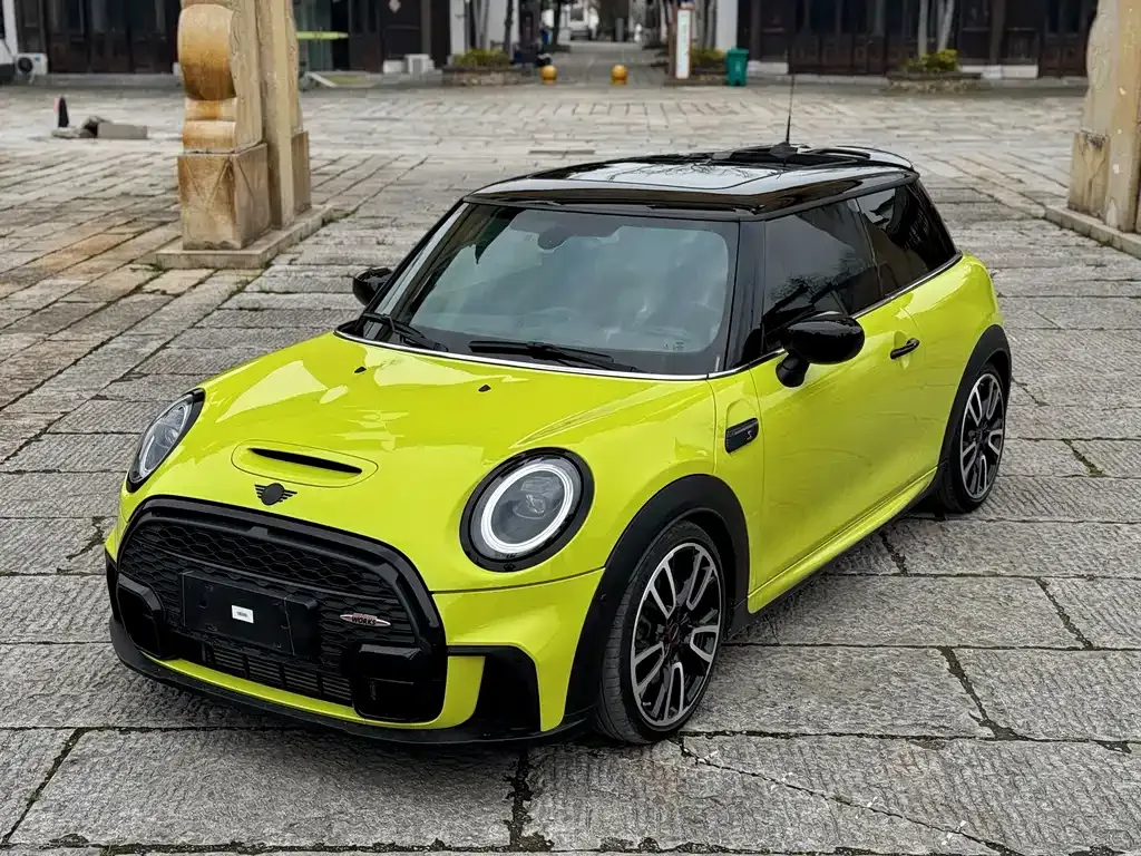MINI Cooper (3-door) 2022 из CN, фото 1