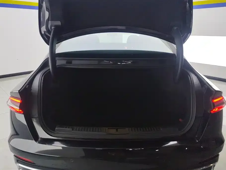 Lincoln Z 2024 из CN, фото 10