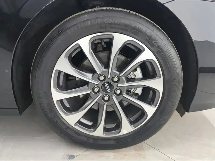 Lincoln Z 2024 из CN, фото 8