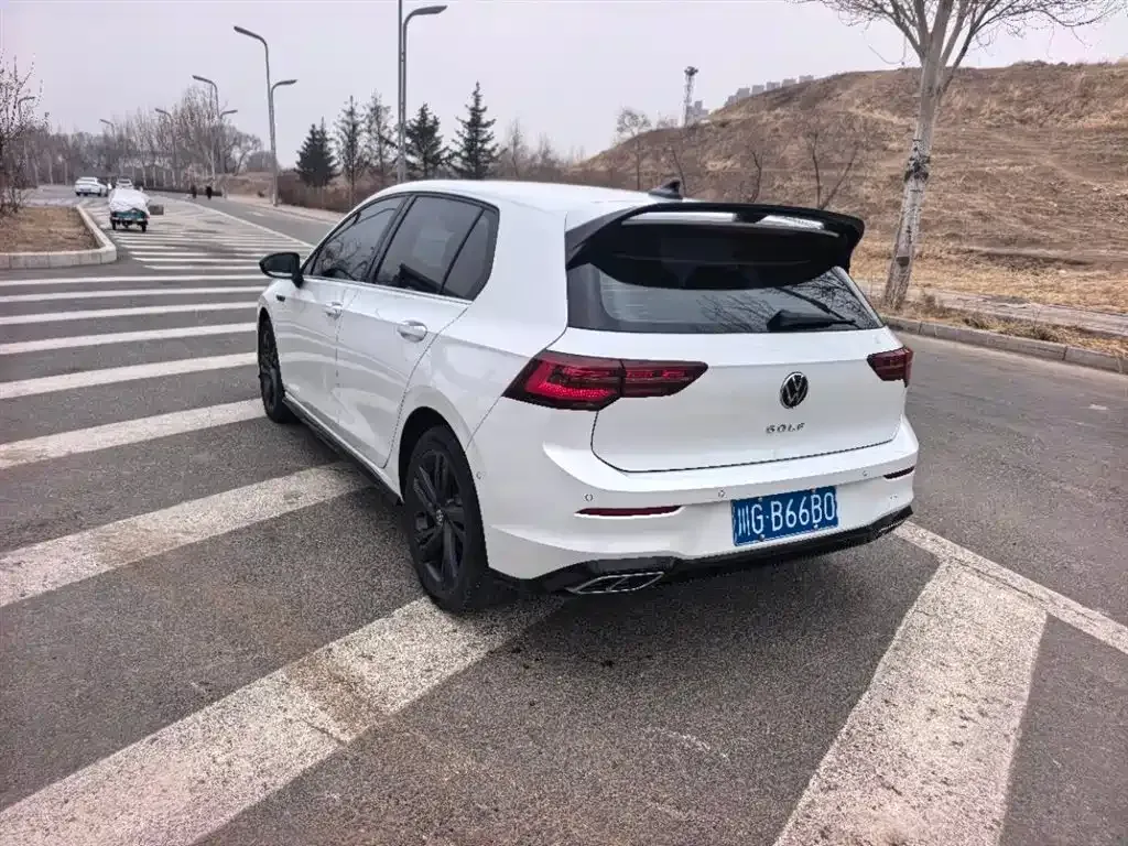 Volkswagen Golf 2022 из CN, фото 6