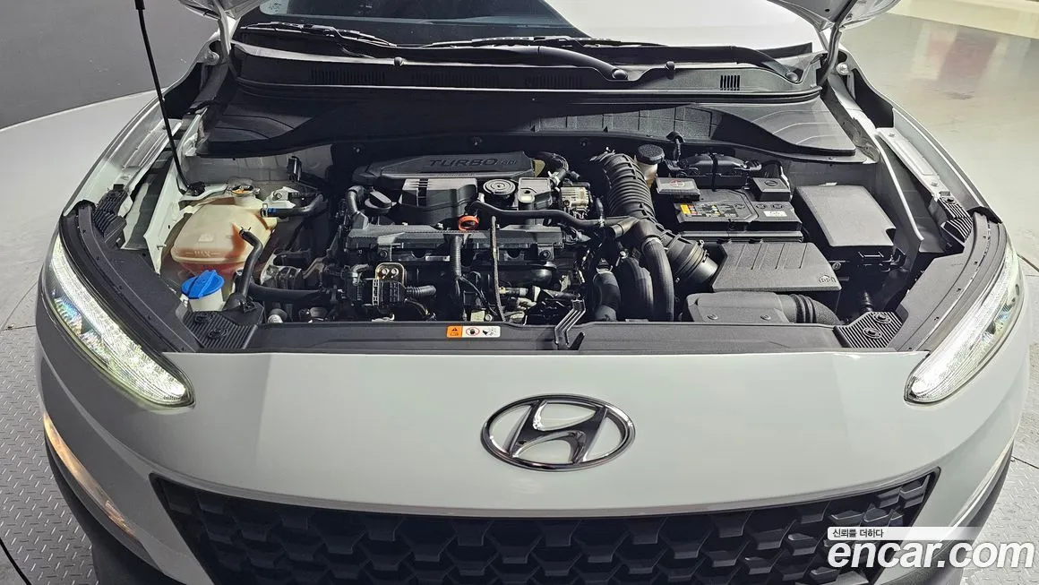 Hyundai Kona 2021 из KR, фото 4