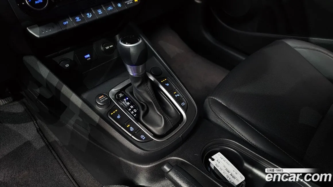 Hyundai Kona 2021 из KR, фото 2