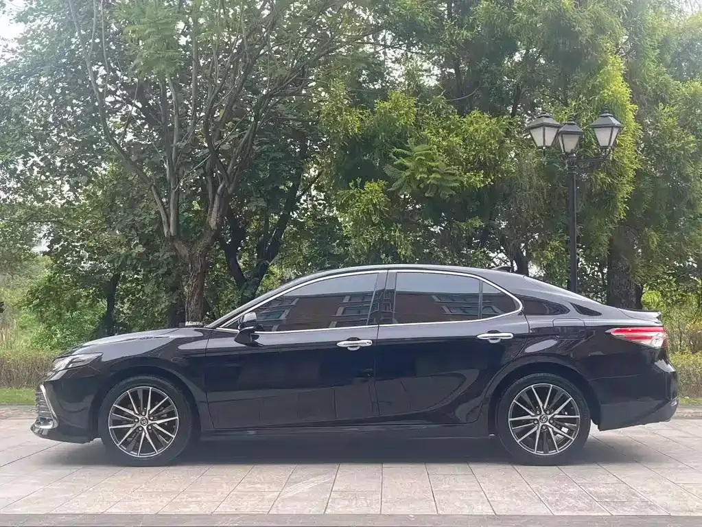 Toyota Camry 2022 из CN, фото 10