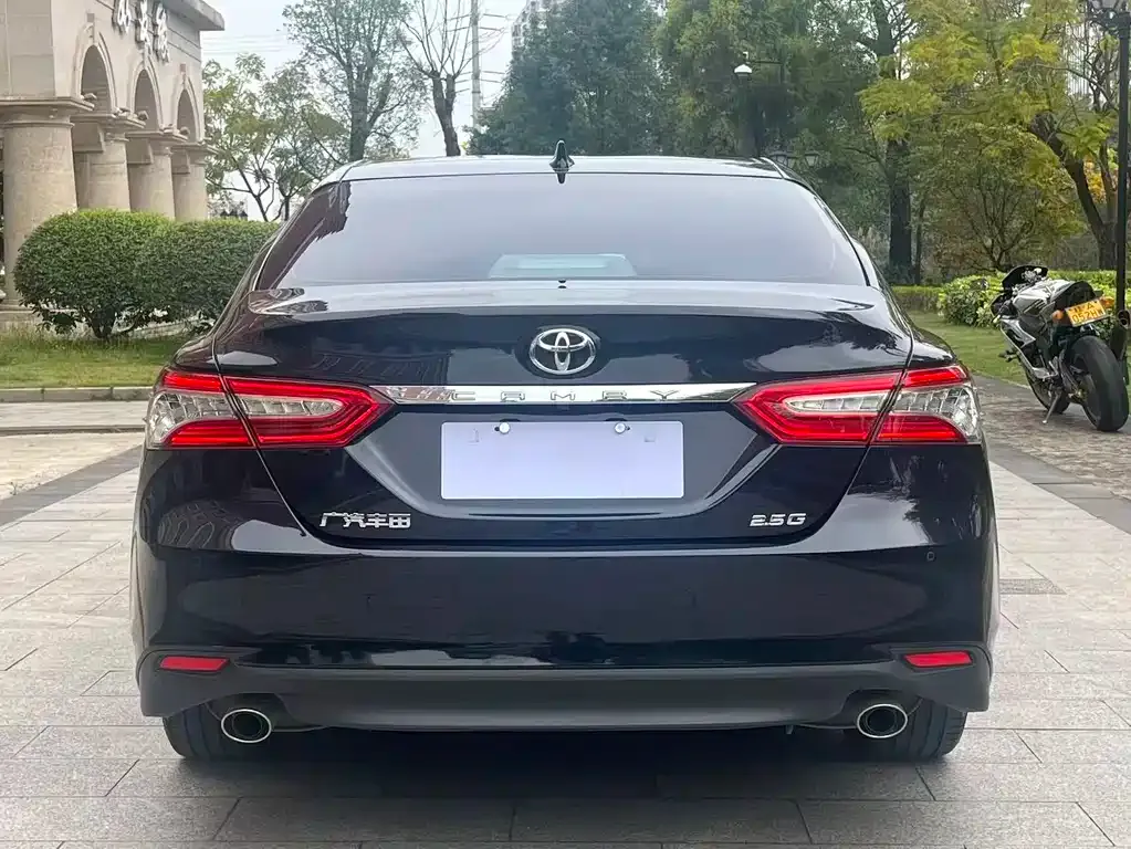 Toyota Camry 2022 из CN, фото 9