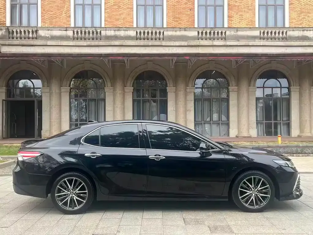 Toyota Camry 2022 из CN, фото 8