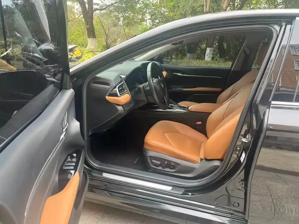 Toyota Camry 2022 из CN, фото 3