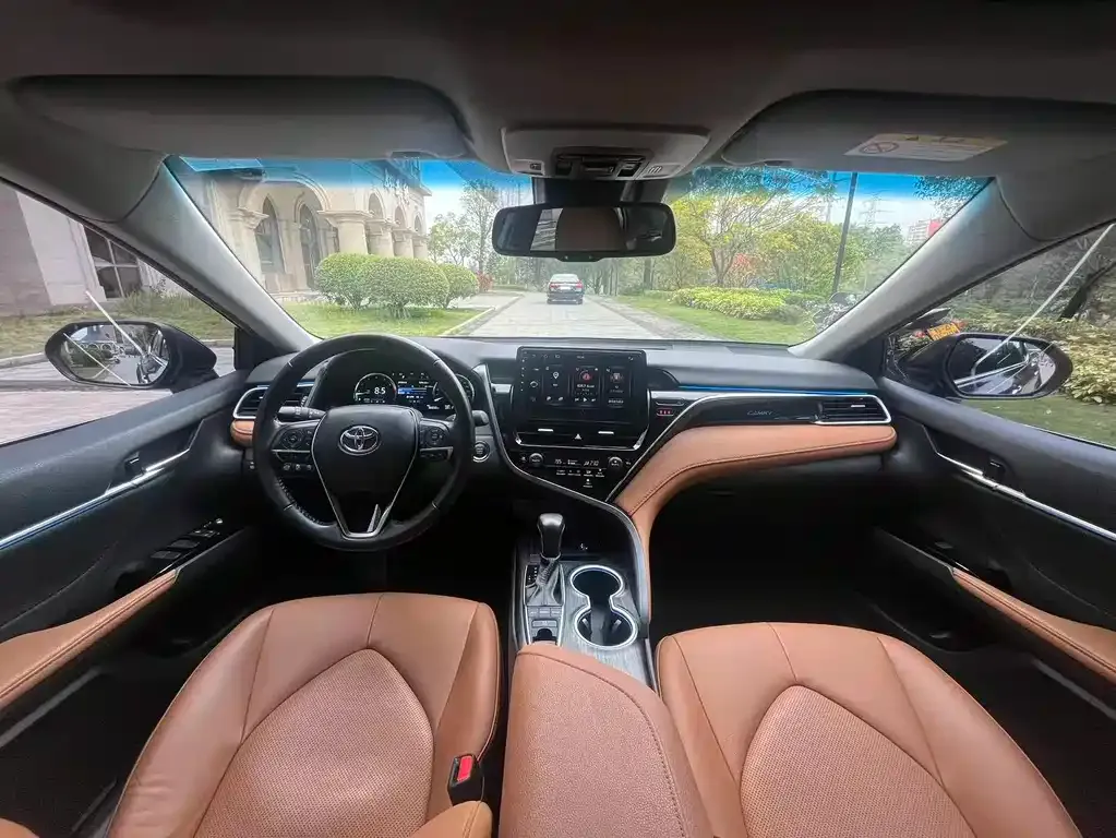 Toyota Camry 2022 из CN, фото 5