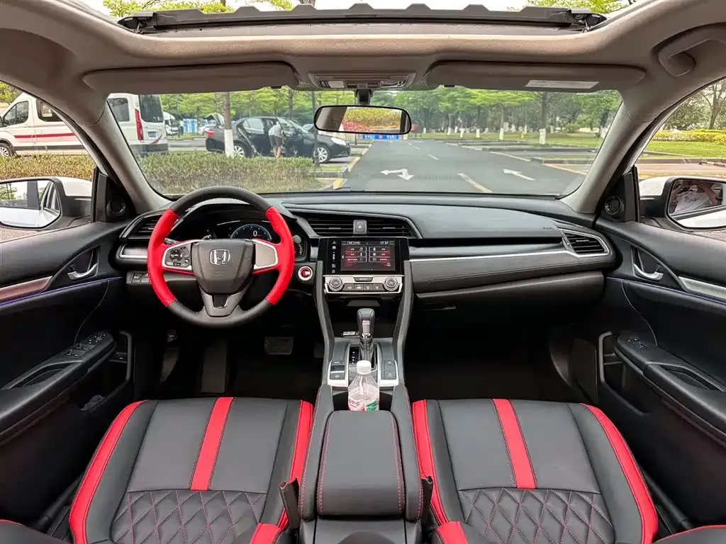 Honda Civic 2021 из CN, фото 5