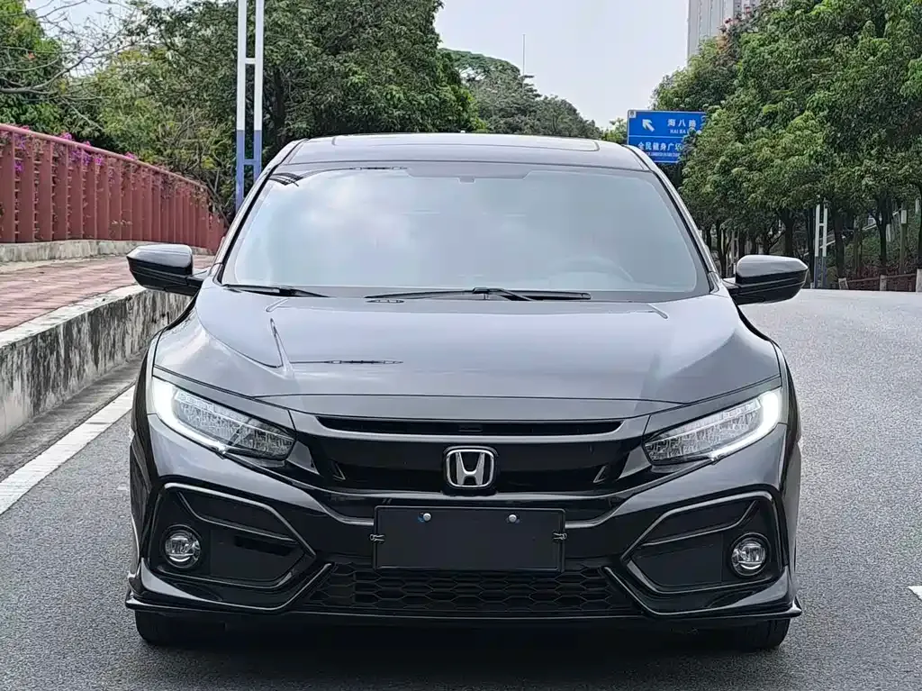 Honda Civic — фото 7