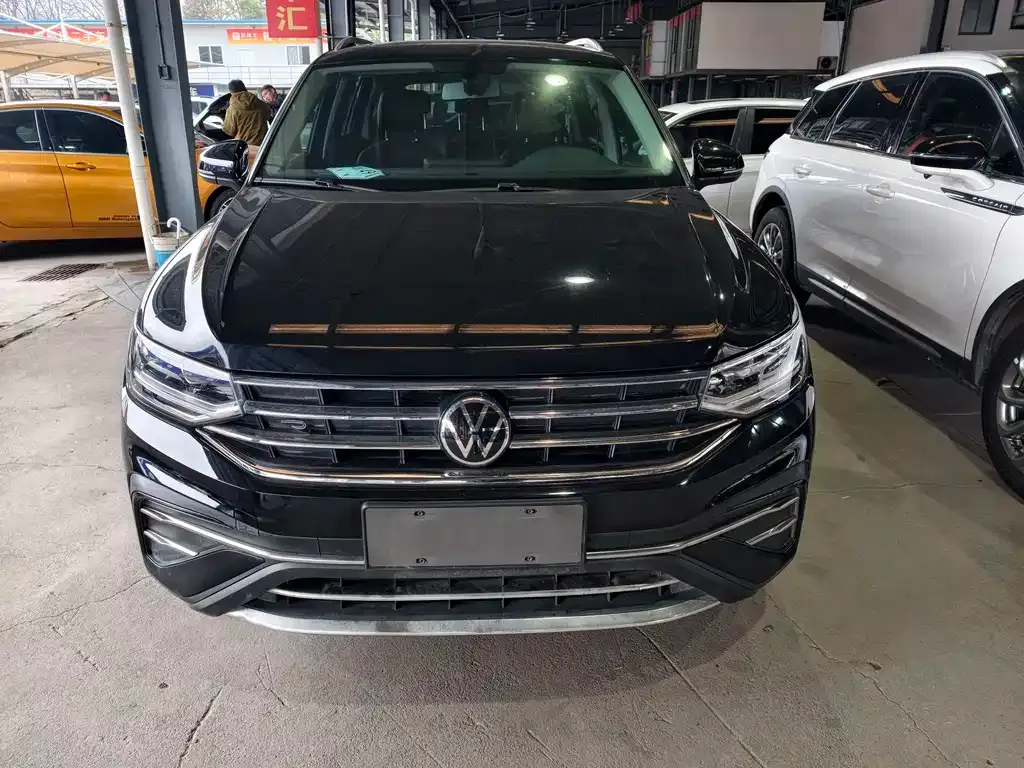 Volkswagen Tiguan L 2025 из CN, фото 1