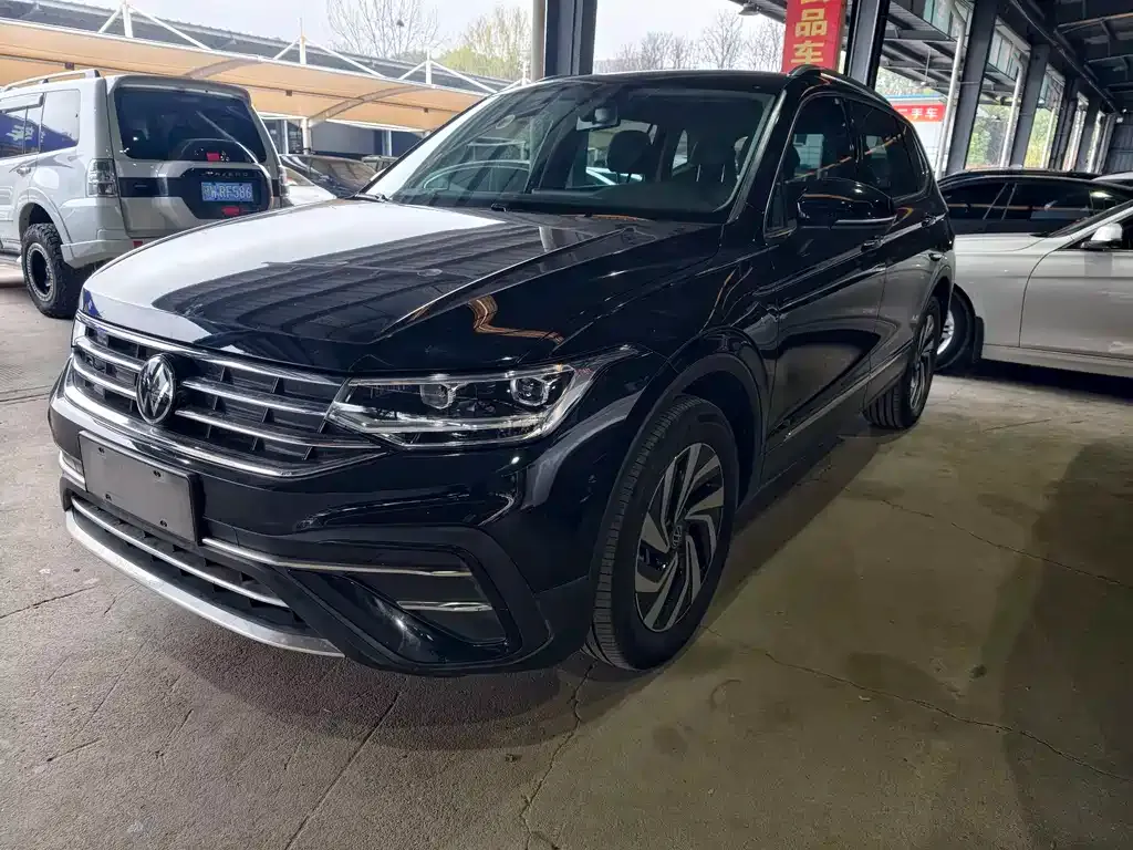 Volkswagen Tiguan L 2025 из CN, фото 6
