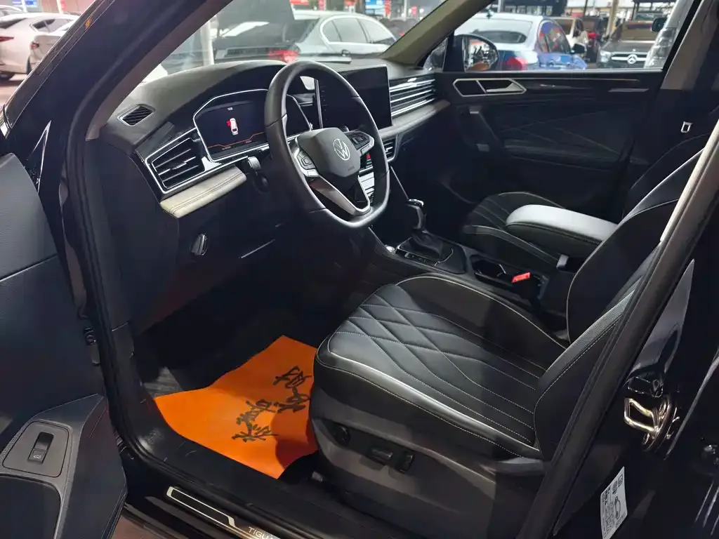Volkswagen Tiguan L 2025 из CN, фото 3