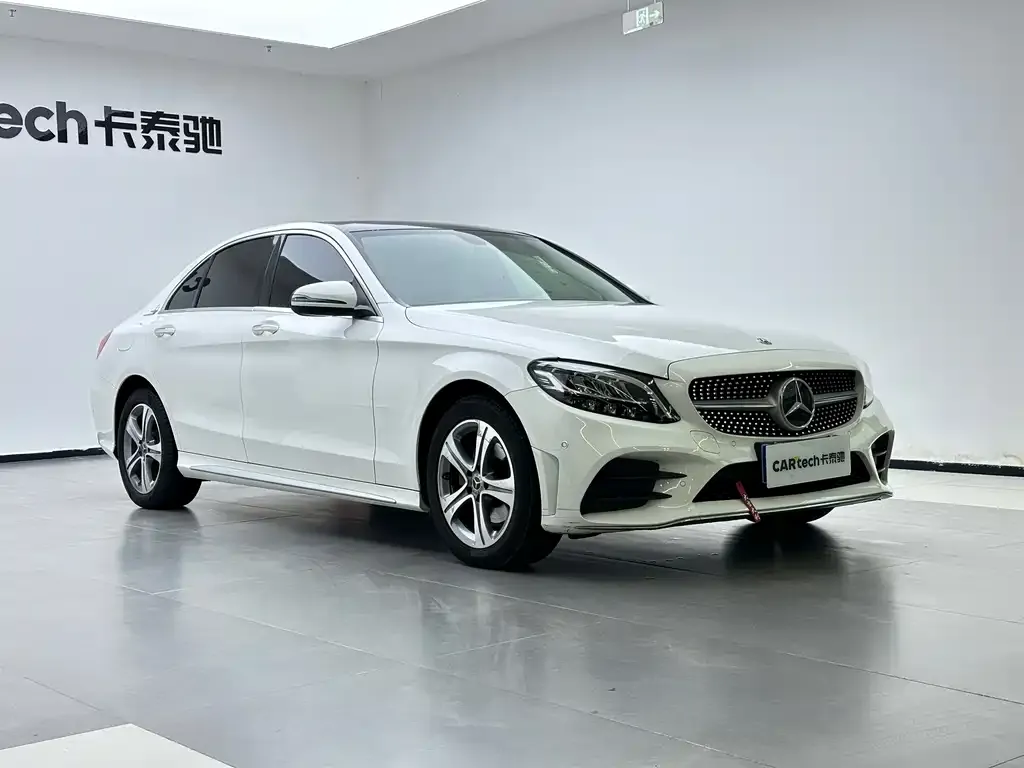 Mercedes-Benz C-Class — фото 3