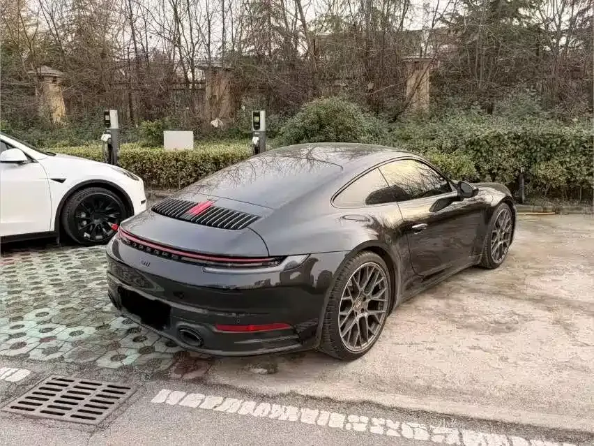 Porsche 911 2023 из CN, фото 4