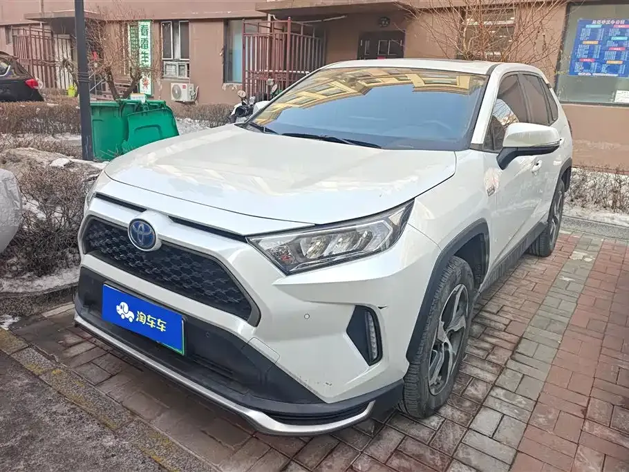 Toyota RAV4 Prime 2022 из CN, фото 1