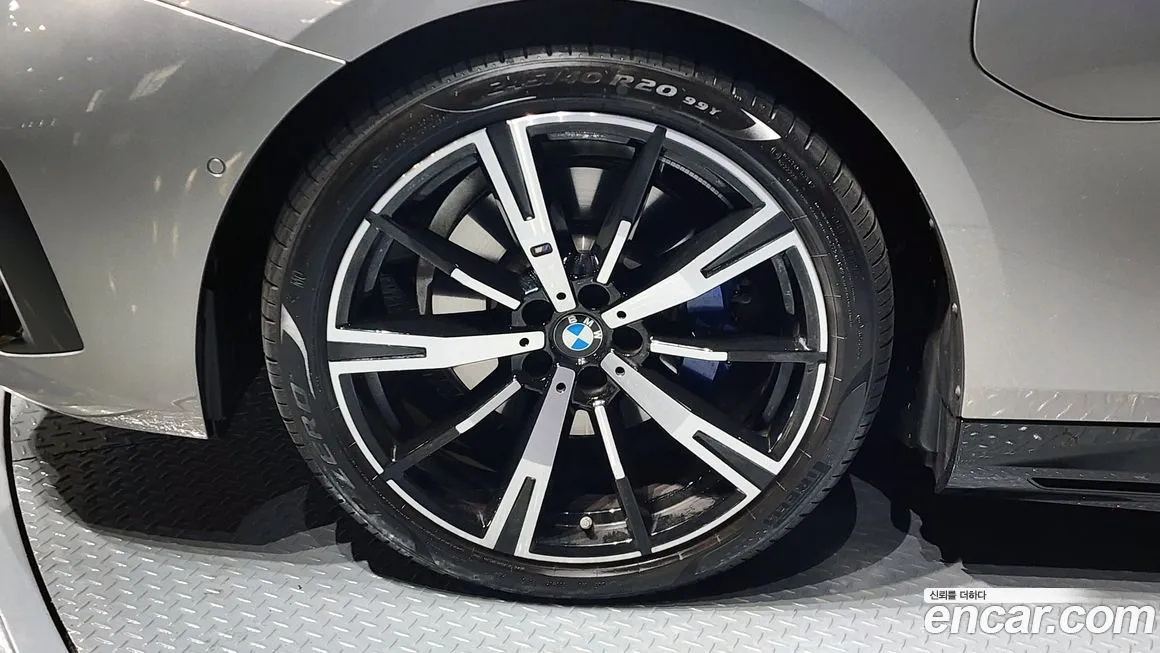 BMW 5-Series 2025 из KR, фото 4