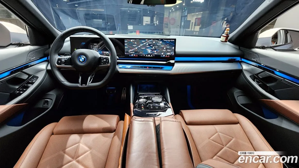 BMW 5-Series 2025 из KR, фото 7