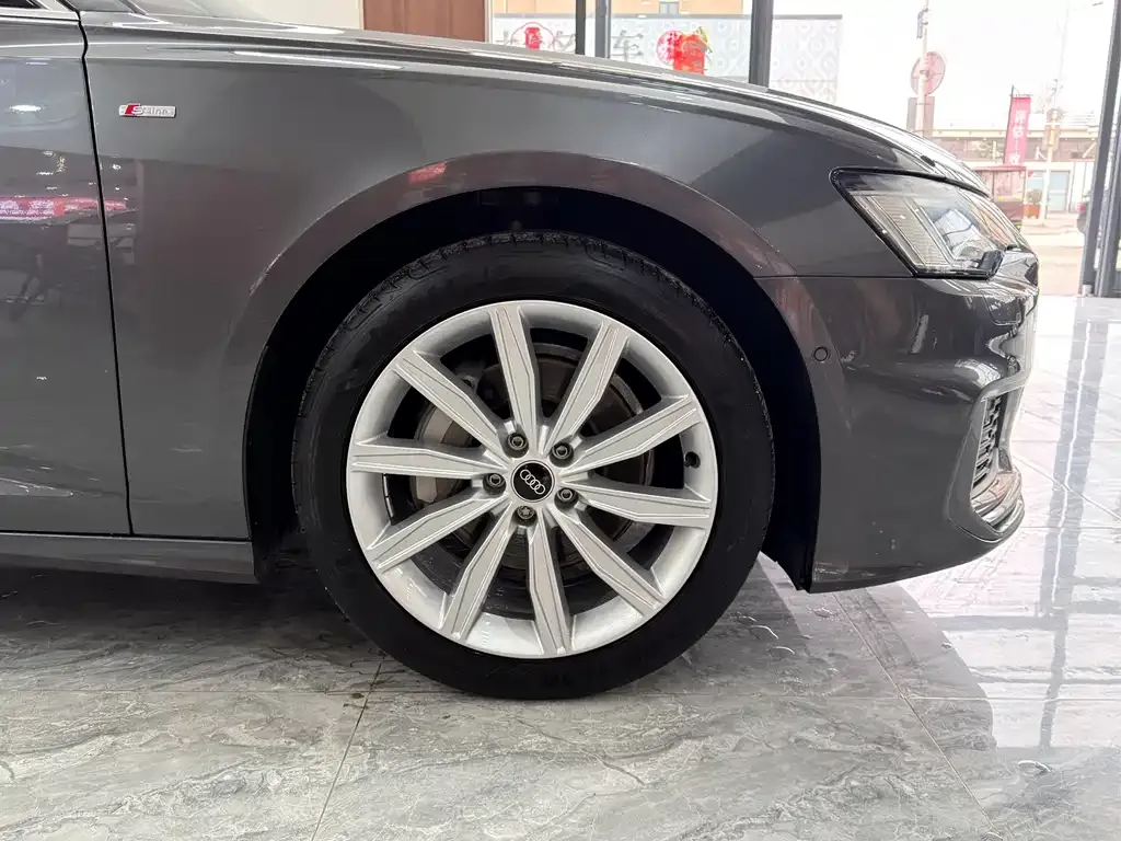 Audi A6L 2022 из CN, фото 8