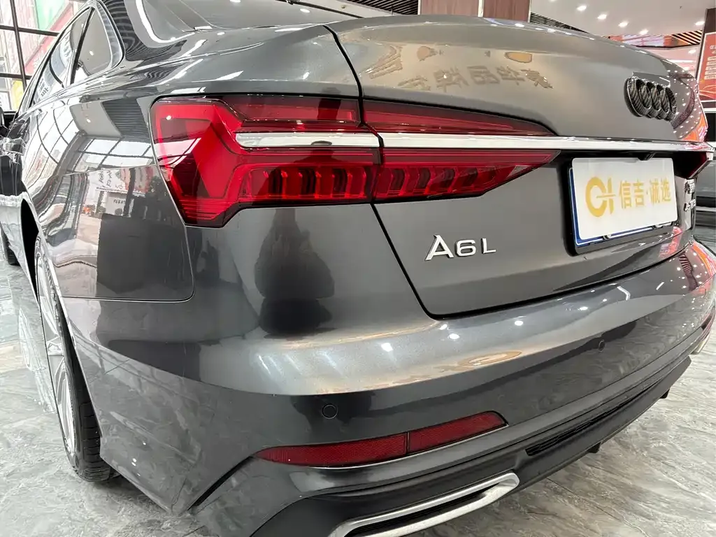 Audi A6L 2022 из CN, фото 7