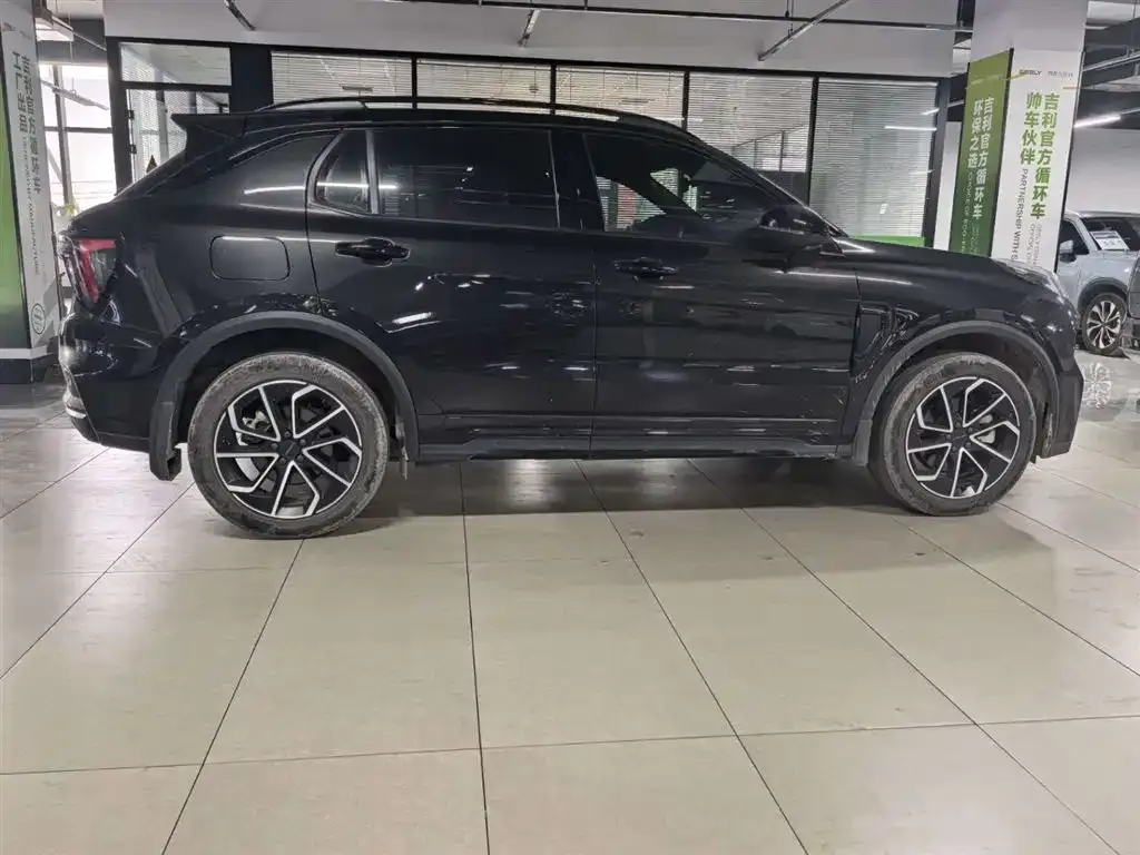 Lynk & Co 01 2023 из CN, фото 8