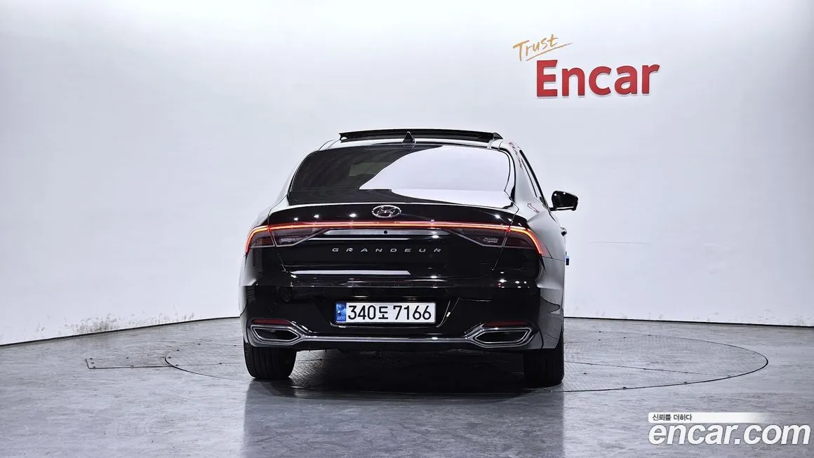 Hyundai Grandeur — фото 4