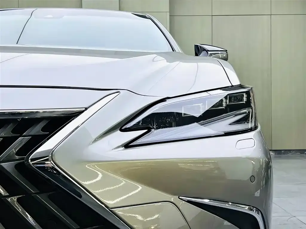 Lexus ES 2021 из CN, фото 10