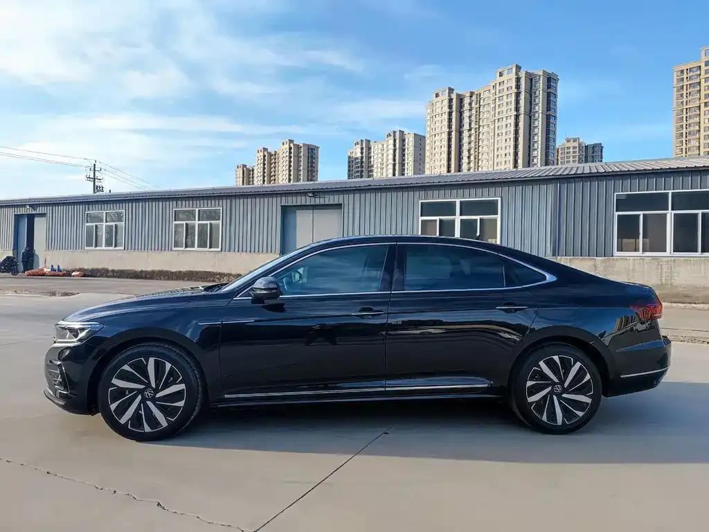 Volkswagen Passat 2022 из CN, фото 9
