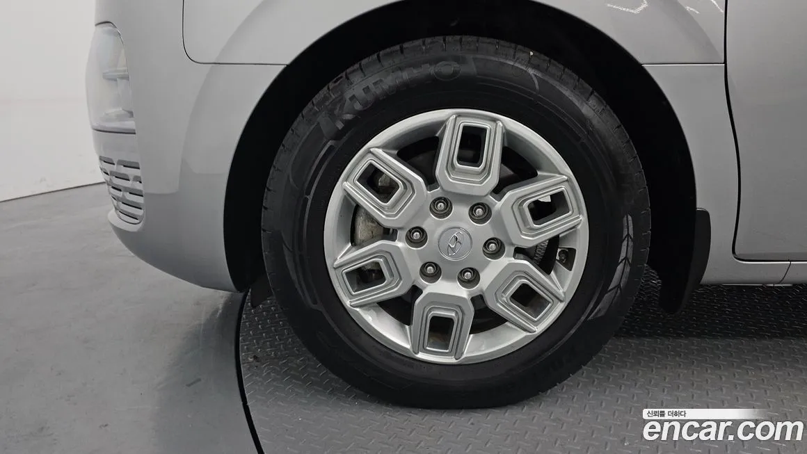 Hyundai Staria 2023 из KR, фото 5