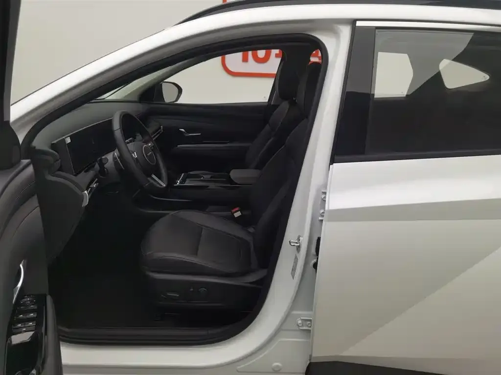 Hyundai Tucson 2025 из CN, фото 4