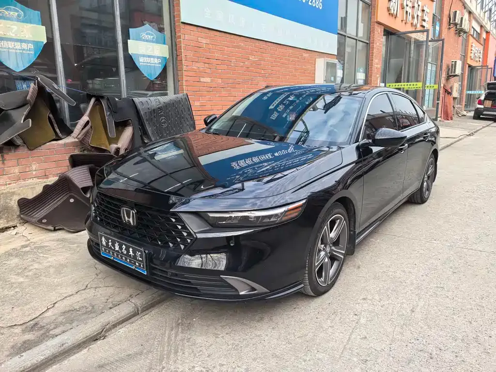 Honda Accord — фото 4