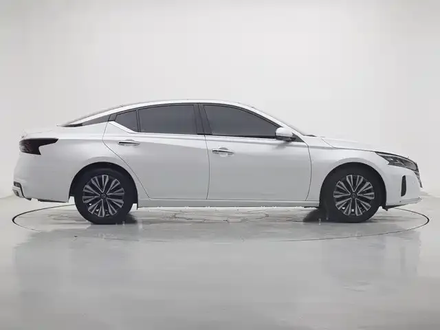 Nissan Teana — фото 4
