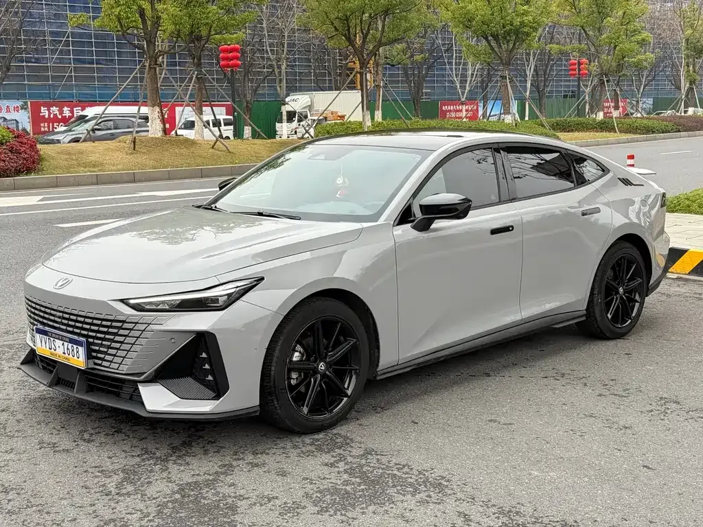 Changan UNI-V 2023 из CN, фото 1