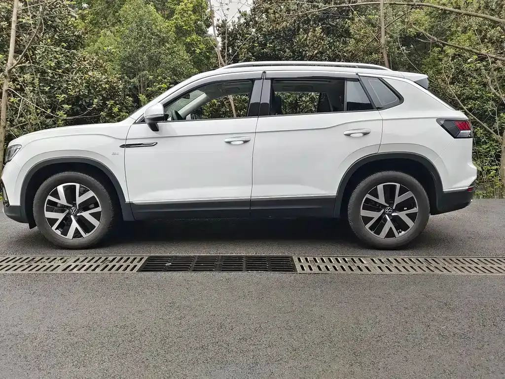 Volkswagen Tayron 2023 из CN, фото 5