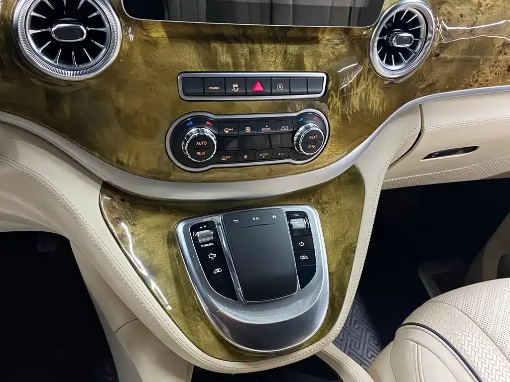 Mercedes-Benz Vito 2021 из CN, фото 10