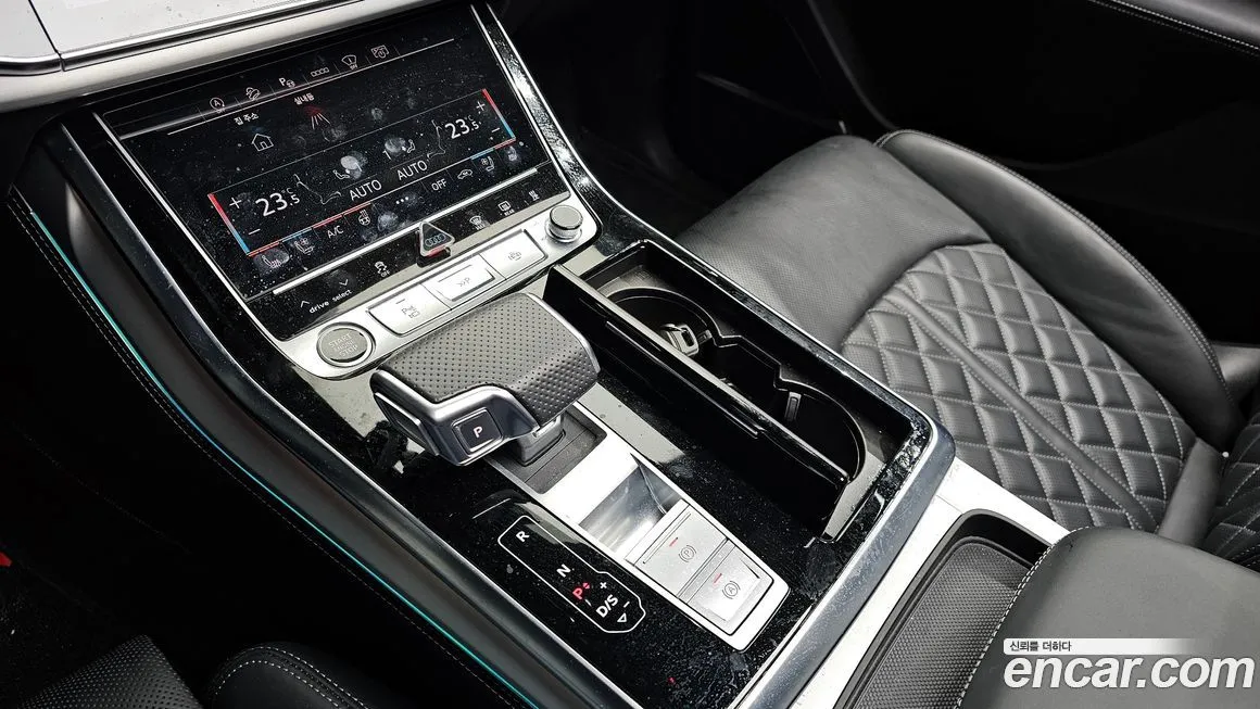 Audi Q7 2023 из KR, фото 4