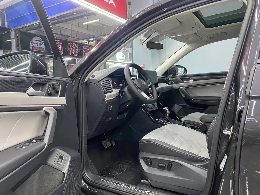 Volkswagen Tayron 2023 из CN, фото 9