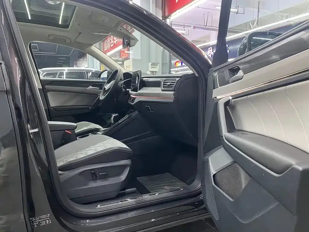 Volkswagen Tayron 2023 из CN, фото 8