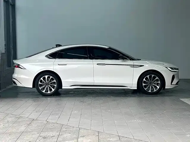 Lincoln Z 2023 из CN, фото 5