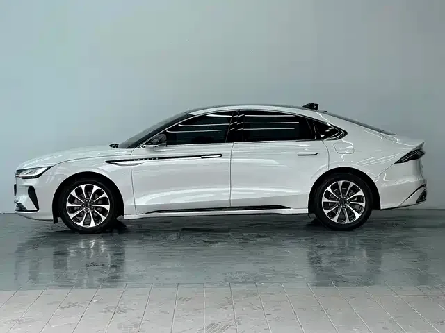 Lincoln Z 2023 из CN, фото 10