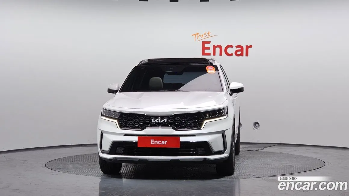 Kia Sorento — фото 9