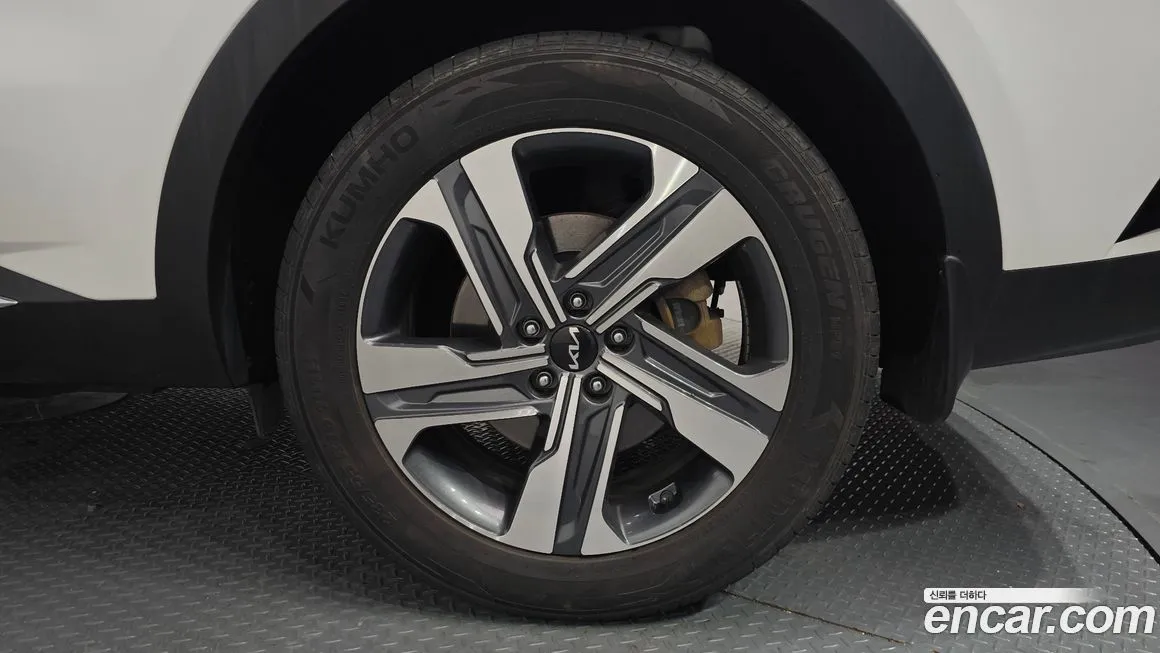Kia Sorento — фото 4