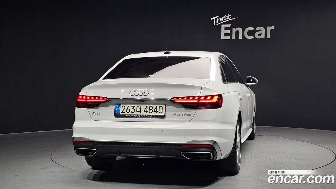 Audi A4 2021 из KR, фото 10