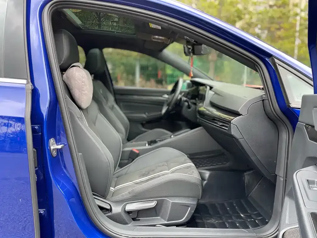 Volkswagen Golf 2021 из CN, фото 6