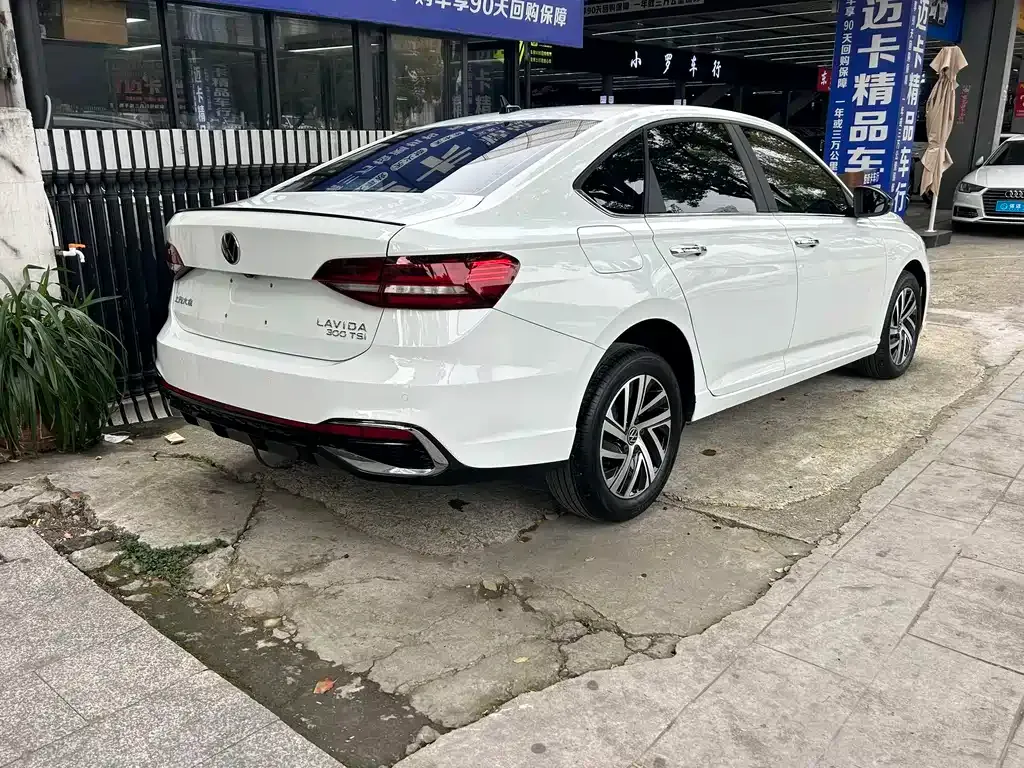 Volkswagen Lavida 2024 из CN, фото 4