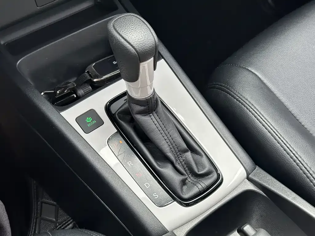 Honda Fit 2023 из CN, фото 8